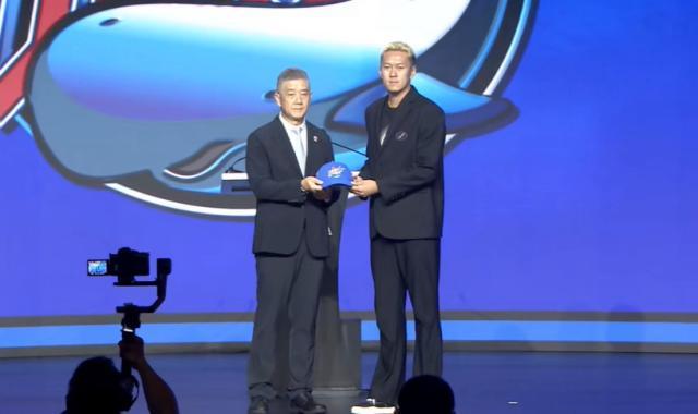 华体会赛事-街球圈顶流杨政登陆CBA 草根球员连续两年被选中