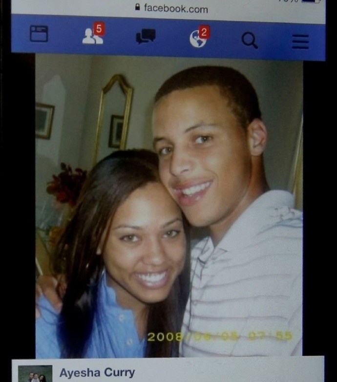 华体会赛事-夸梅diss库嫂:高中只做朋友&大学出名后就在一起 你管这叫真爱?