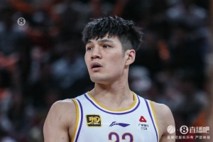 华体会官网-媒体人：陈国豪的去向应该很快会定 预计他会离开北控